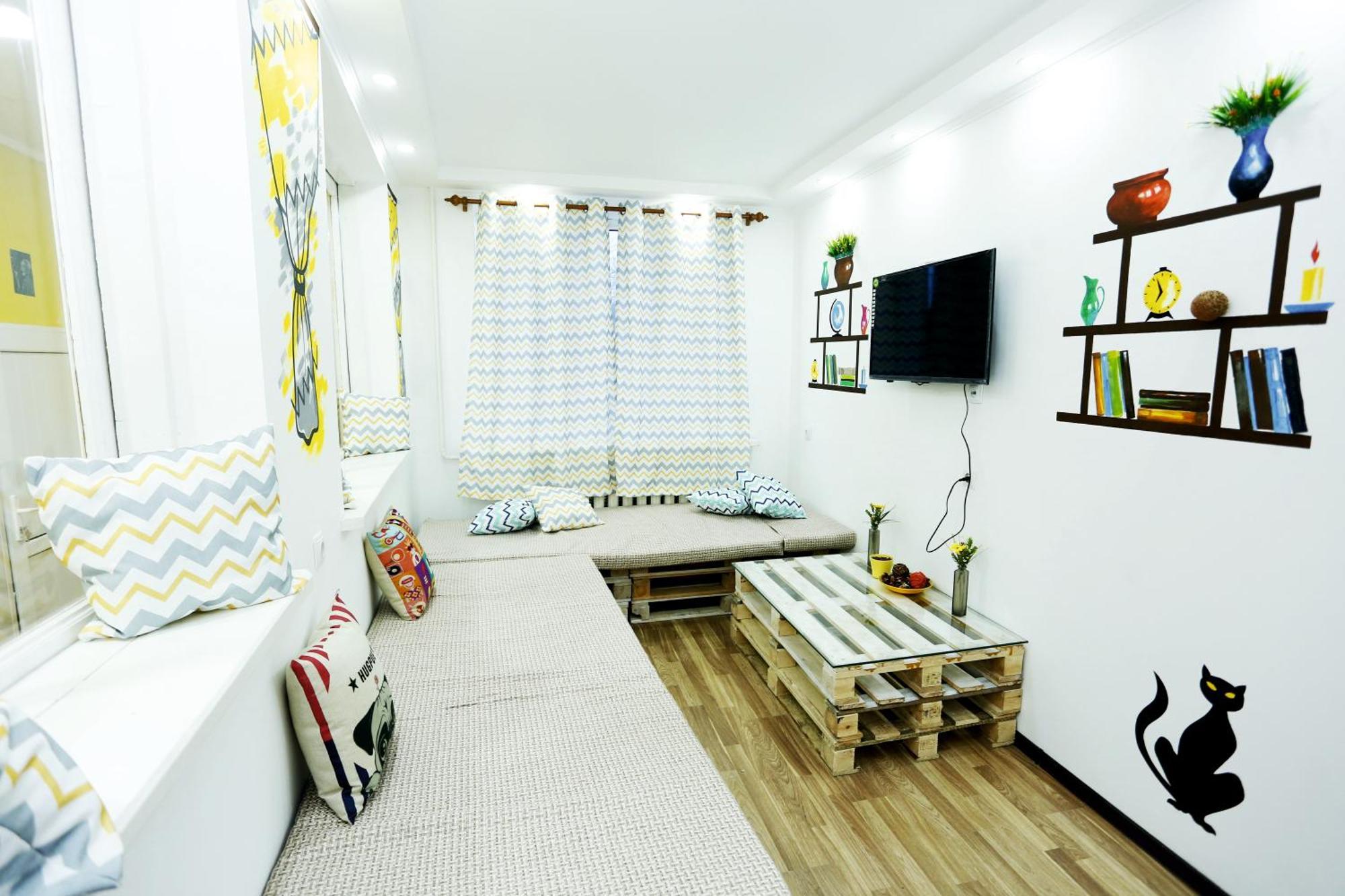Auberge de jeunesse Interhouse Karakol Extérieur photo